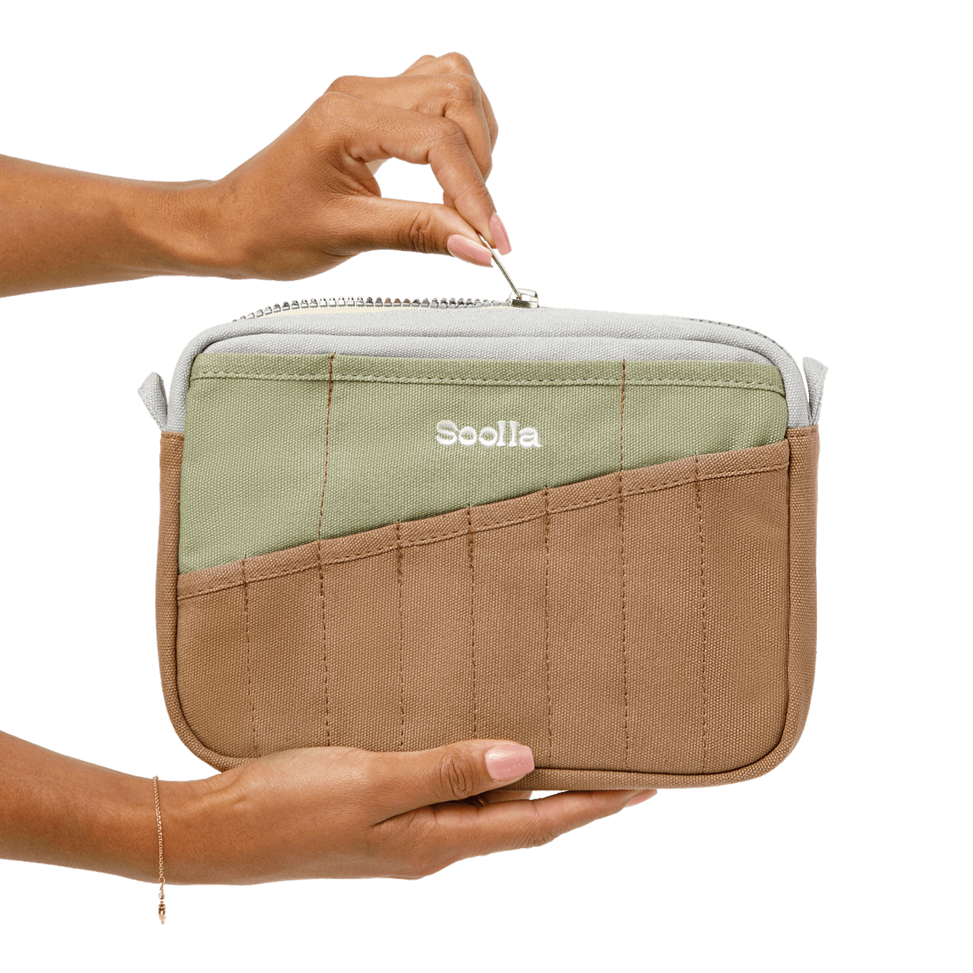 Soolla® Studio Pouch, Becca Sands Edition